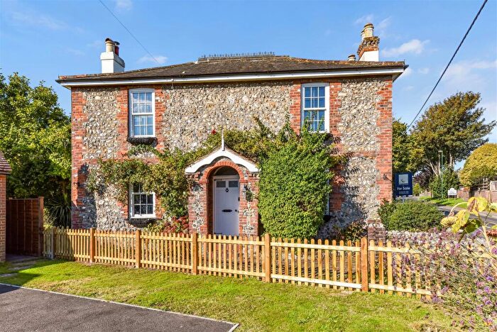 4 Bedroom Detached House For Sale In Burndell Road, Yapton, BN18
