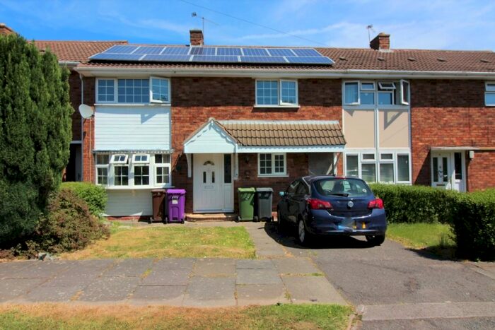 3 Bedroom Town House To Rent In Dudley Crescent, Wednesfield, Wolverhampton, WV11