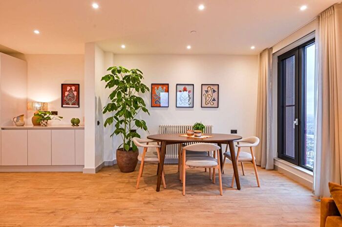 Studio To Rent In The Eades, Selborne Road, Walthamstow, E17