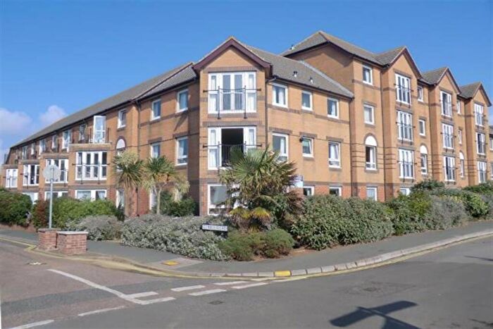 1 Bedroom Retirement Property To Rent In Cliff Court, Currie Road, Lake, Sandown, PO36