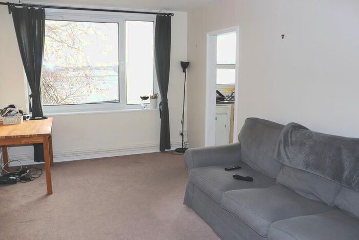 1 Bedroom Flat To Rent In Pemberton Gardens, Archway, N19