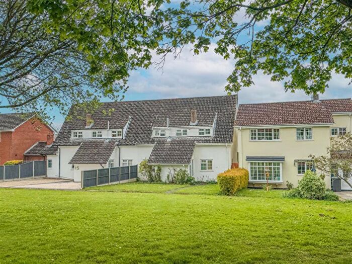 4 Bedroom Semi-Detached House For Sale In Tithe Close, Gazeley, CB8