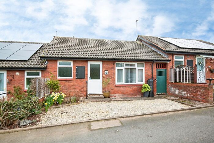 1 Bedroom Terraced Bungalow For Sale In Woodyard Drive, Edingale, B79