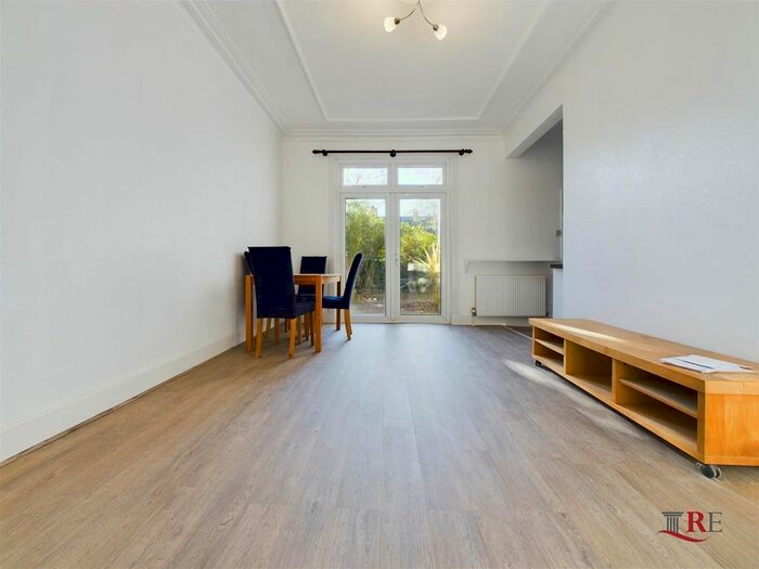 2 Bedroom Flat To Rent In Nibthwaite Road, Harrow, HA1