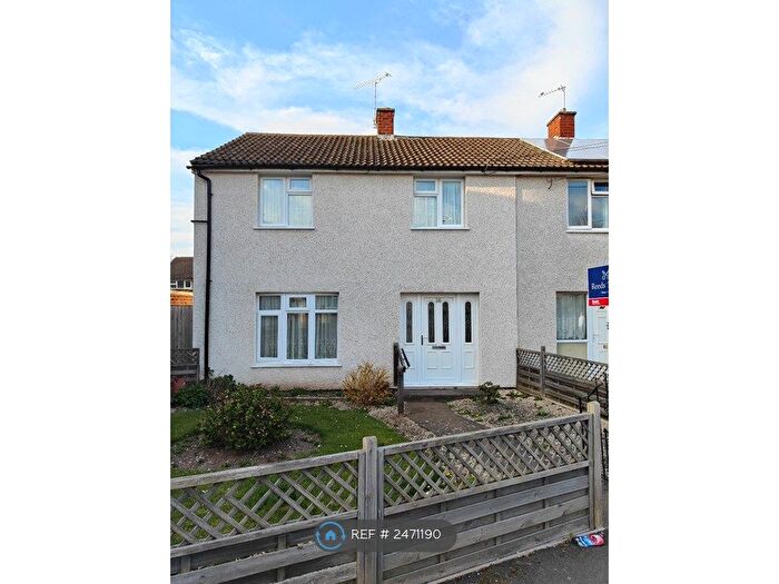 3 Bedroom Semi-Detached House To Rent In Sandythorpe, Coventry, CV3