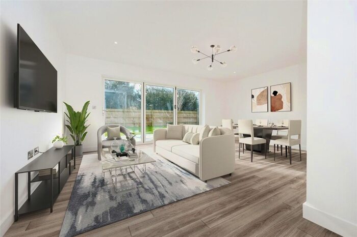 5 Bedroom Detached House For Sale In Church Street, Clifton, Shefford, Bedfordshire, SG17