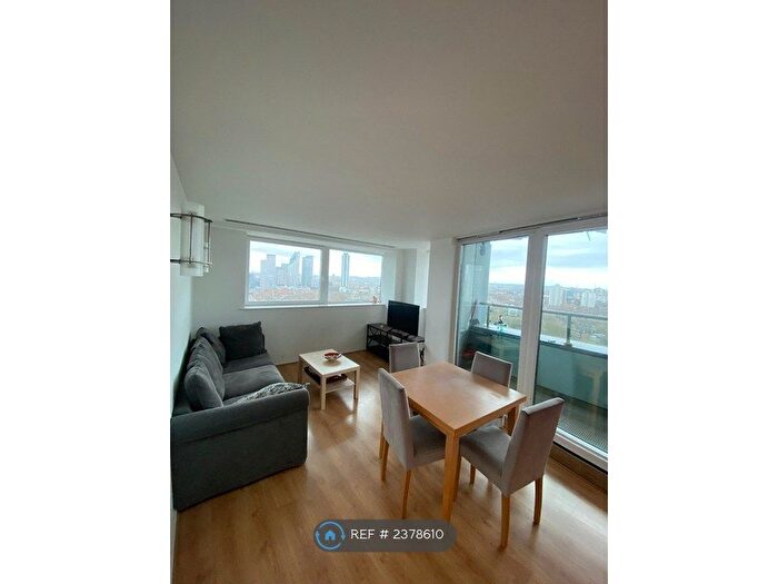 2 Bedroom Flat To Rent In Westminster Bridge Road, London, SE1