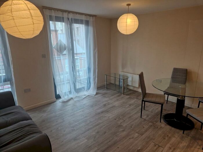 1 Bedroom Flat To Rent In Trafalgar Street, City Centre, Sheffield, S1