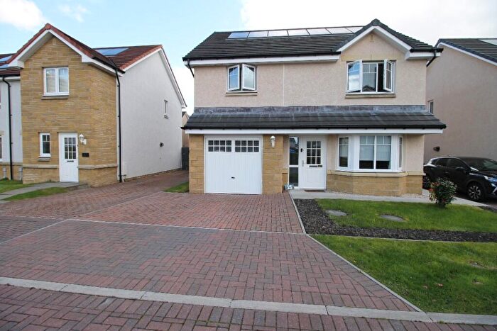 4 Bedroom Detached House For Sale In Berryfield Crescent, Alva, Clackmannanshire, FK12