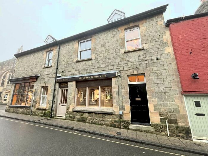 2 Bedroom Apartment To Rent In Bell Street, Shaftesbury, Dorset, SP7