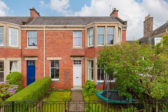 3 Bedroom Flat For Sale In Bangholm Bower Avenue, Edinburgh, EH5