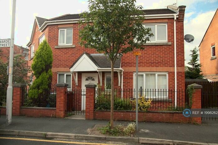 3 Bedroom Semi-Detached House To Rent In Warde Street, Manchester, M15