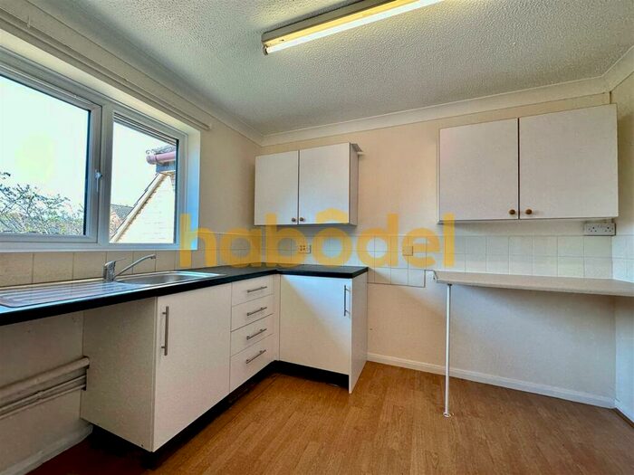 2 Bedroom Flat To Rent In The Paddocks, Martlesham Heath, Ipswich, IP5