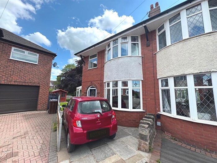 3 Bedroom Semi-Detached House For Sale In Eversley Avenue, Leek, ST13