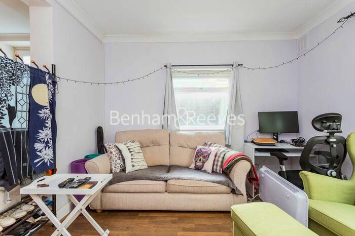 2 Bedroom Flat To Rent In Dartmouth Park Hill, Dartmouth Park, NW5