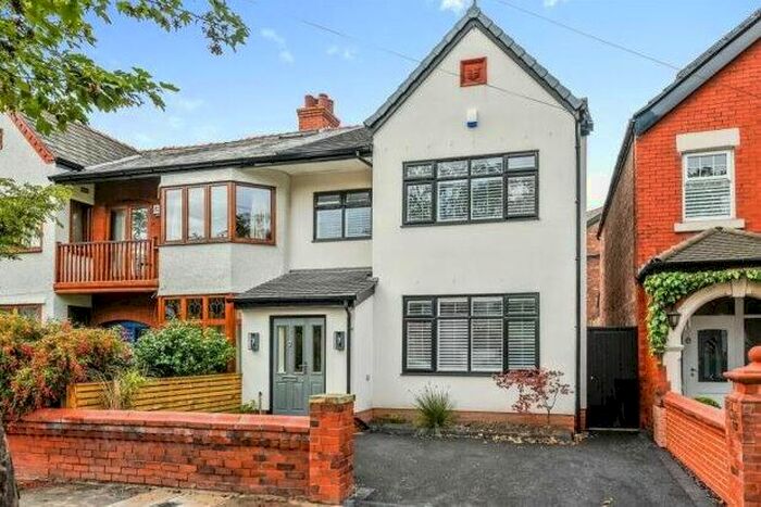 5 Bedroom Property To Rent In Princes Avenue, Liverpool, L23