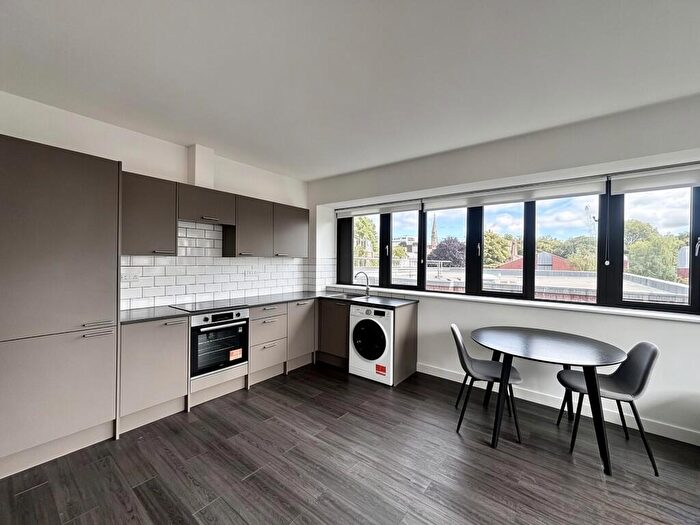 1 Bedroom Apartment To Rent In Darwin House, Exeter, EX1