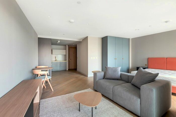 Studio To Rent In No., Upper Riverside, Cutter Lane, Greenwich Peninsula, SE10