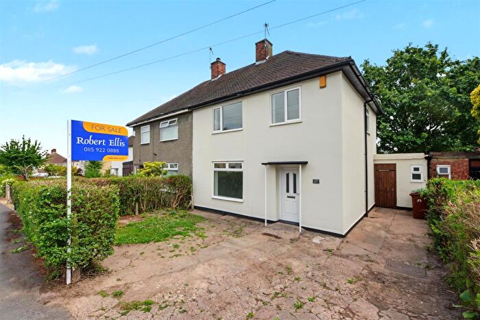 3 Bedroom Semi Detached House For Sale In Birchover Road, Nottingham, NG8