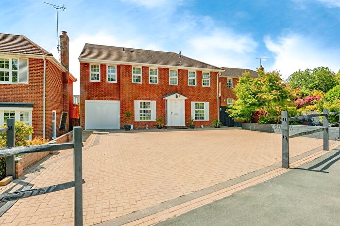 5 Bedroom Detached House For Sale In Tiltwood Drive, Crawley Down, Crawley, RH10