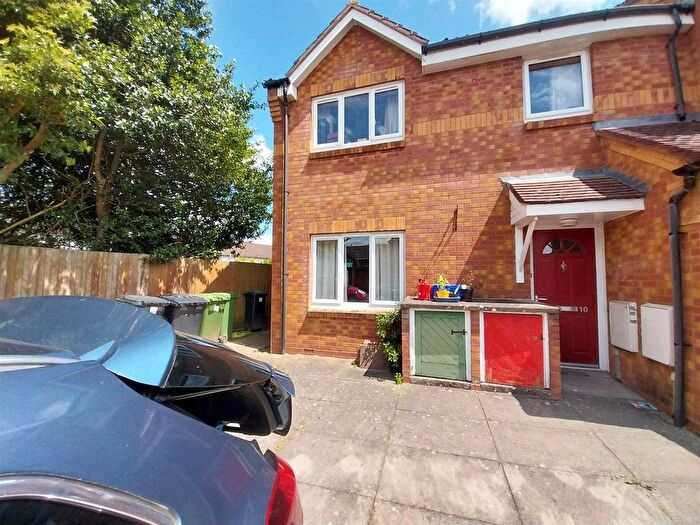 1 Bedroom Flat To Rent In Fitzwilliam Close, Worcester, WR2