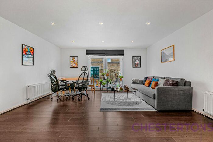 1 Bedroom Flat To Rent In Cold Harbour, Blackwall, E14