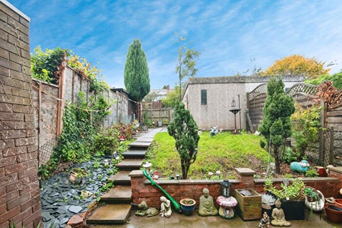 3 Bedroom Terraced House For Sale In Firth Drive, Yardley Wood, Birmingham, B14