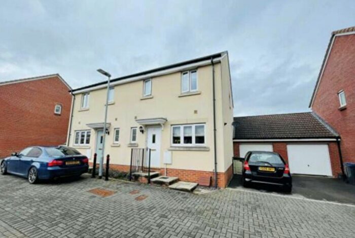 3 Bedroom Semi Detached House To Rent In Manston Close, Melksham, SN12