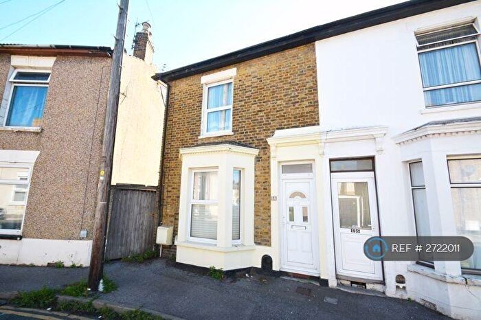 4 Bedroom Terraced House To Rent In Invicta Road, Sheerness, ME12