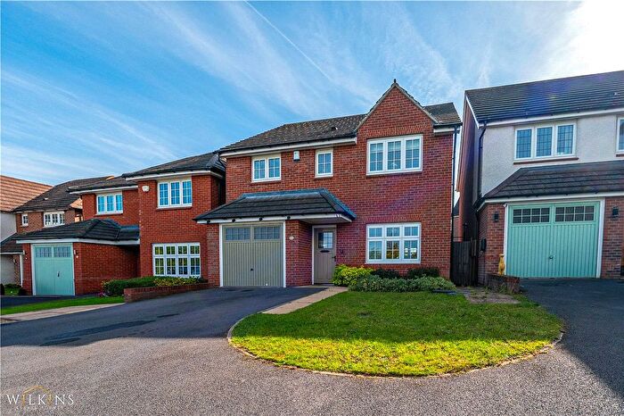 4 Bedroom Detached House For Sale In Wensleydale, Wilnecote, Tamworth, Staffordshire, B77