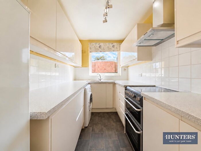 2 Bedroom Apartment To Rent In Upton Dene, Sutton, SM2
