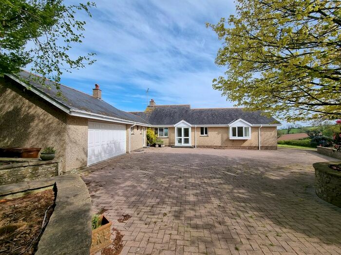 3 Bedroom Bungalow To Rent In Aveton Gifford, Kingsbridge, TQ7