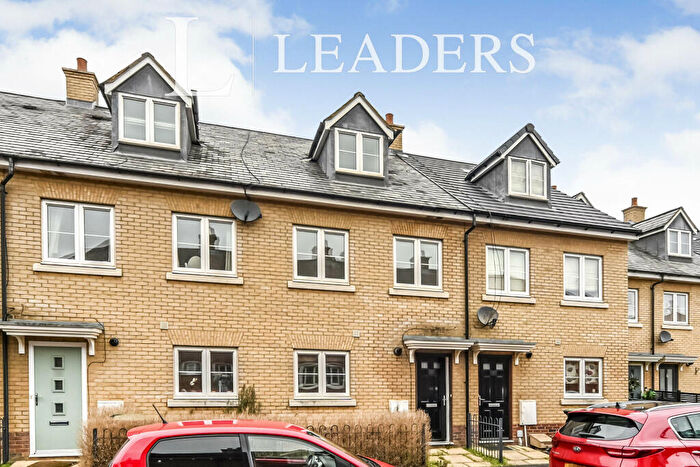 4 Bedroom Town House To Rent In River View, Shefford, SG17