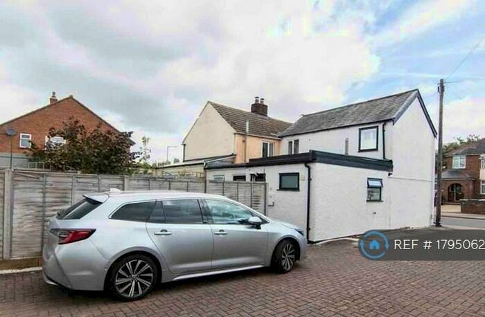 1 Bedroom Semi-Detached House To Rent In High Street, Arlesey, SG15