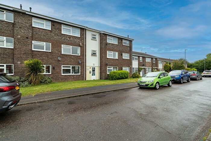 2 Bedroom Flat For Sale In Hewett Close, Gorleston, Great Yarmouth, NR31