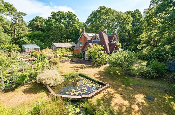 5 Bedroom Detached House For Sale In Langley, Liss, GU33