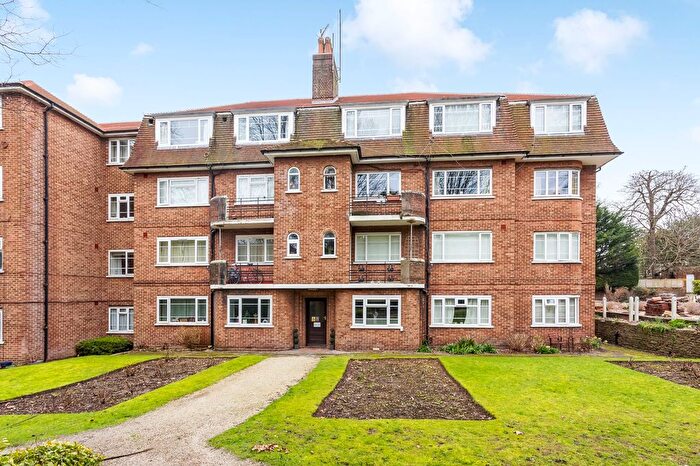 3 Bedroom Flat For Sale In London Road, Preston, BN1