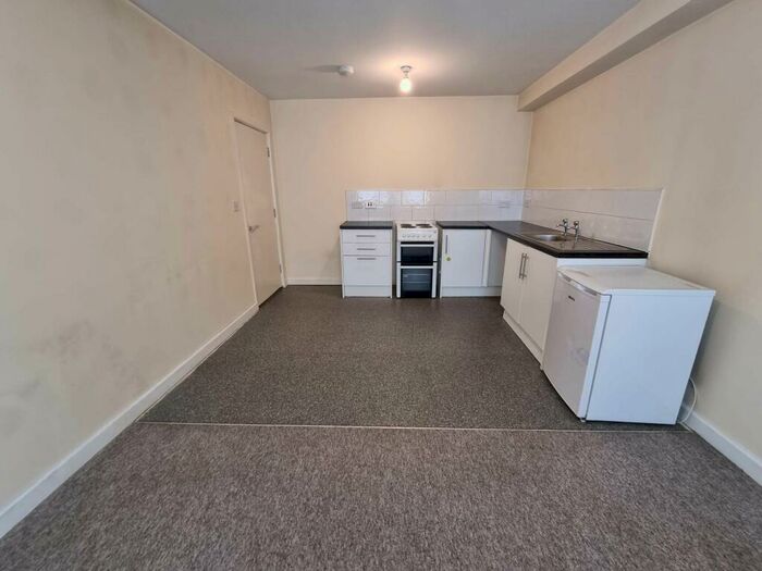 1 Bedroom Flat To Rent In Abbelaine Court Laburnum Drive, Newport, NP19