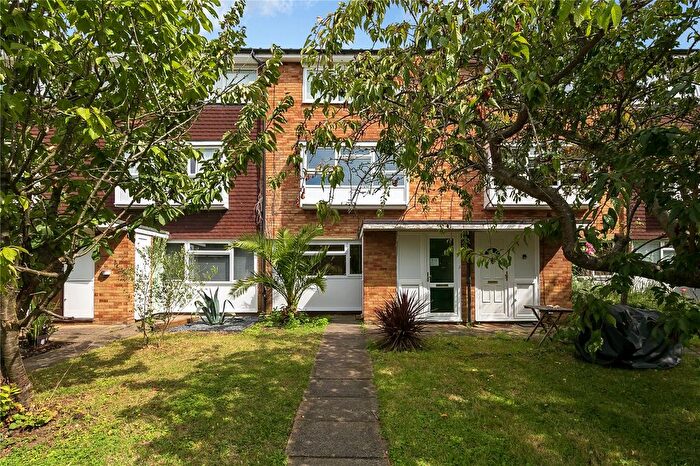 1 Bedroom Flat To Rent In Perryfield Way, Ham, Richmond, Surrey, TW10