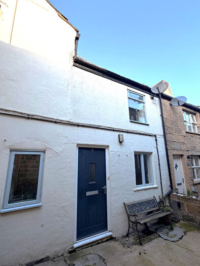 1 Bedroom Cottage To Rent In Back Newmarket, Otley, West Yorkshire, LS21