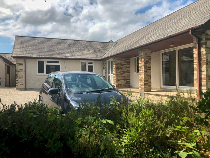 2 Bedroom Bungalow To Rent In Pengover Road, Liskeard, PL14