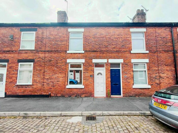 2 Bedroom Property To Rent In Whalley Street, Warrington, Cheshire, WA1
