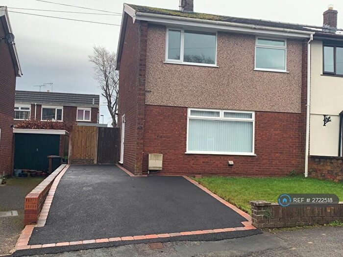 3 Bedroom Semi Detached House To Rent In Llys Y Wern, Sychdyn, Mold, CH7