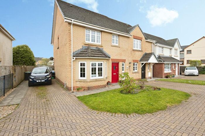 3 Bedroom Semi Detached House For Sale In Cysgod Yr Ysgol, Gorslas, Llanelli, Carmarthenshire, SA14