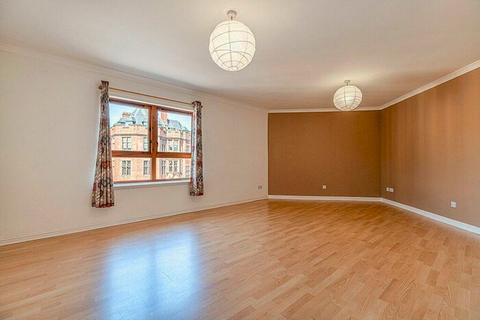 2 Bedroom Apartment For Sale In Yorkhill Street, Yorkhill, Glasgow, G3