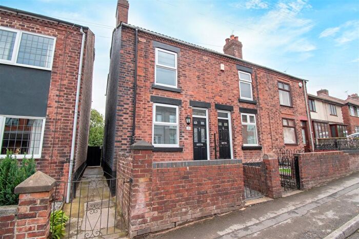 2 Bedroom End Of Terrace House For Sale In Meadow Lane, Alfreton, DE55