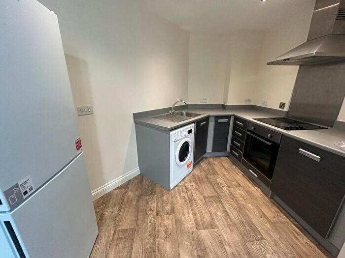 1 Bedroom Flat To Rent In Canal Street, Nottingham, Nottinghamshire, NG1
