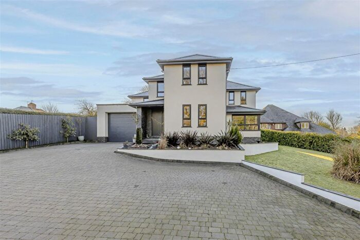 4 Bedroom Detached House For Sale In Windmill Hill, Rough Close, Staffordshire, ST3