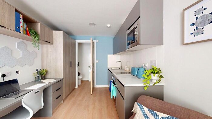 1 Bedroom Apartment To Rent In Blackboy Road, Exeter, EX4