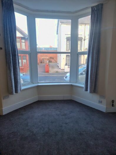 1 Bedroom Flat To Rent In Flat, Rawcliffe Street, Blackpool, FY4